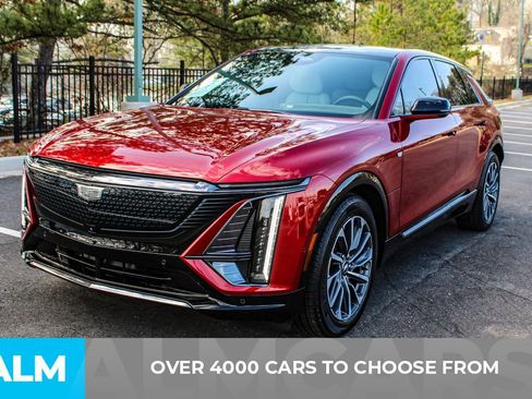 Used 2024 Cadillac Lyriq Sport image 2