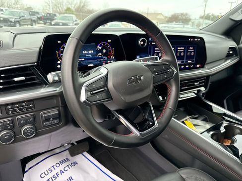 Used 2025 Chevrolet Suburban RST w/ Sun And Tow Package image 11