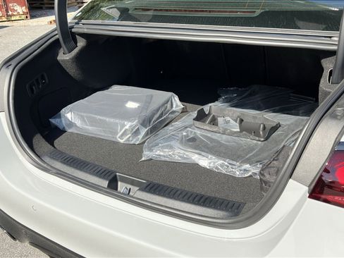 New 2026 Mercedes-Benz E 53 AMG e 4MATIC Sedan image 24