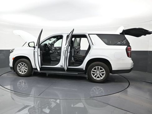 Used 2024 Chevrolet Tahoe LS RWD image 30