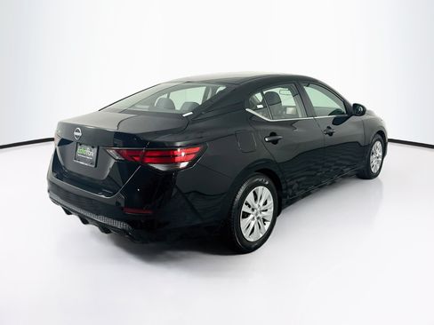 Used 2024 Nissan Sentra S FWD image 9