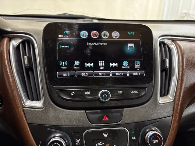 Used 2018 Chevrolet Malibu LT w/ Leather Package FWD image 34