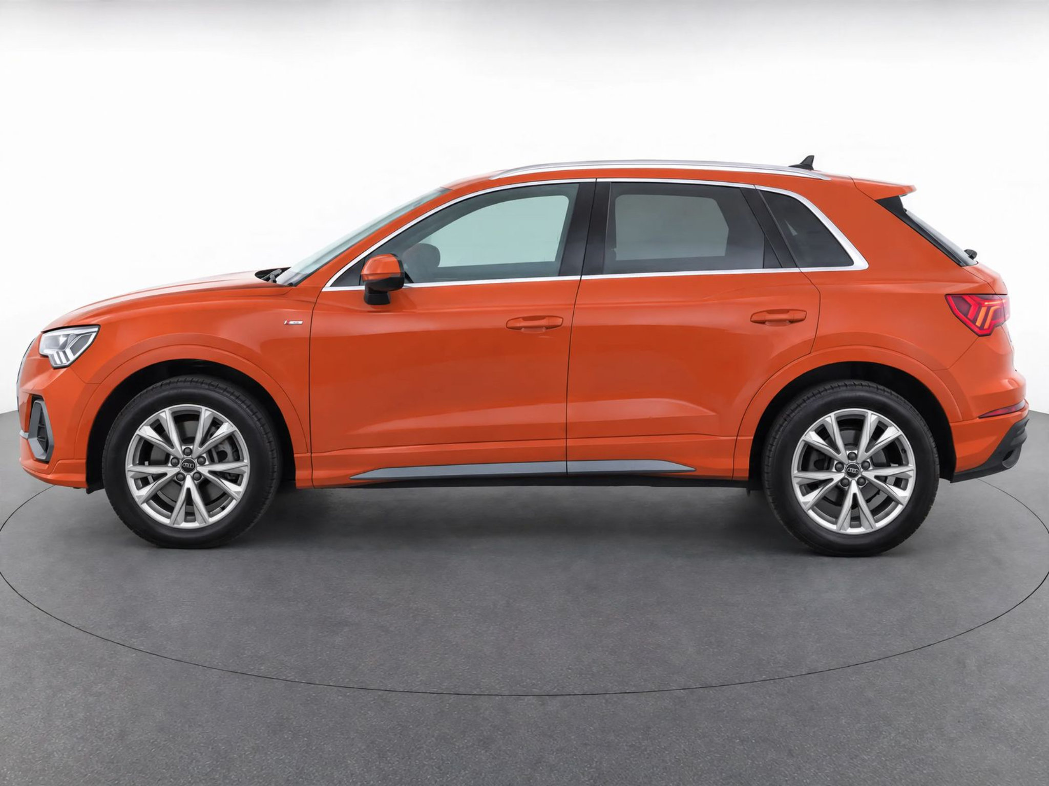 Used 2025 Audi Q3 2.0T Premium AWD/4WD image 6