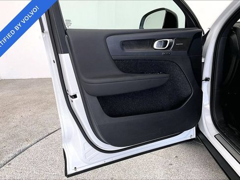 Certified 2023 Volvo C40 P8 Recharge Ultimate w/ Protection Package Premier AWD/4WD image 22