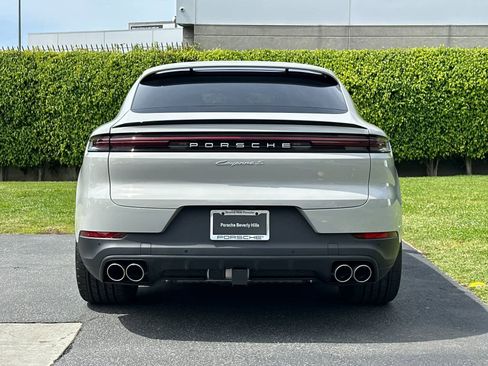 New 2026 Porsche Cayenne S AWD/4WD image 7