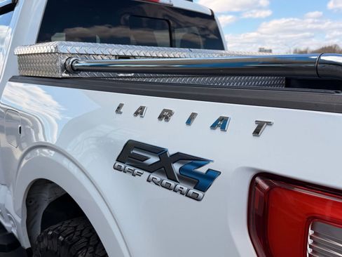 Used 2021 Ford F150 Lariat w/ FX4 Off-Road Package image 15