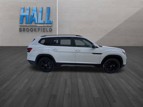 New 2026 Volkswagen Atlas Peak Edition AWD/4WD image 4