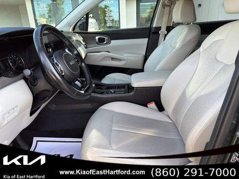 Certified 2023 Kia Sorento S AWD/4WD image 28