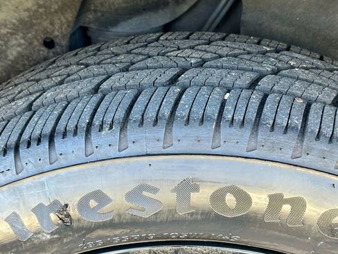 Used 2018 Land Rover Discovery Sport HSE image 11