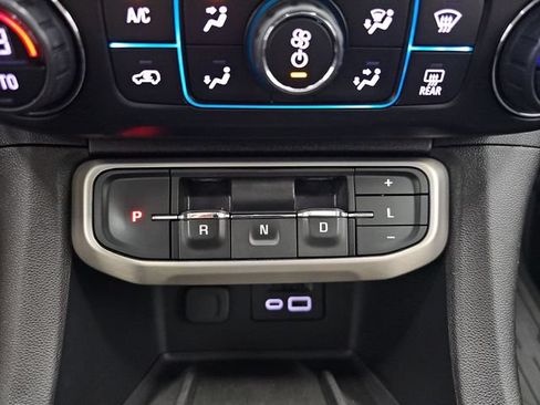 Used 2020 GMC Acadia Denali w/ Trailering Package AWD/4WD image 23