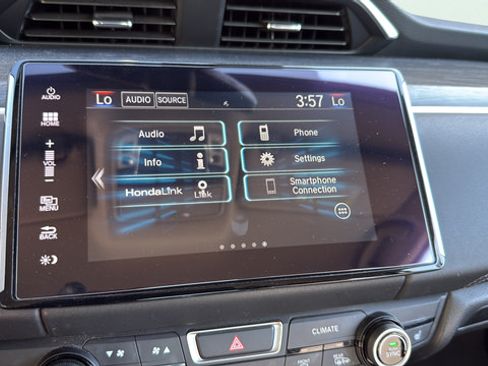 Used 2018 Honda Clarity Plug-In Hybrid image 17