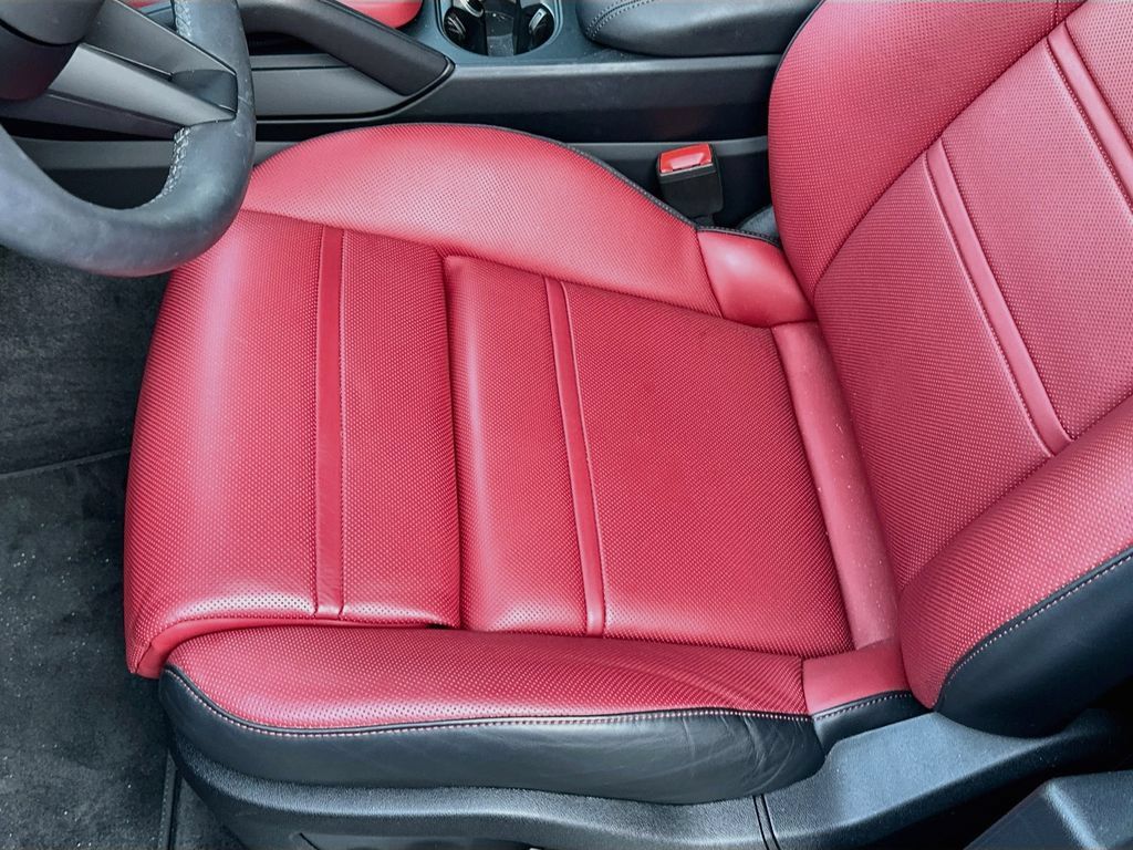 Certified 2026 Porsche Cayenne E-Hybrid AWD/4WD image 20