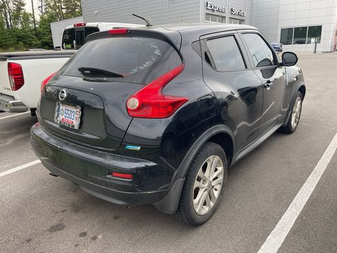 Used 2013 Nissan Juke S FWD image 4