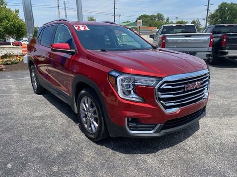 Used 2022 GMC Terrain SLT w/ Infotainment Package II AWD/4WD image 7