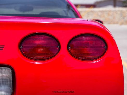 Used 1999 Chevrolet Corvette Coupe w/ Memory Pkg image 80