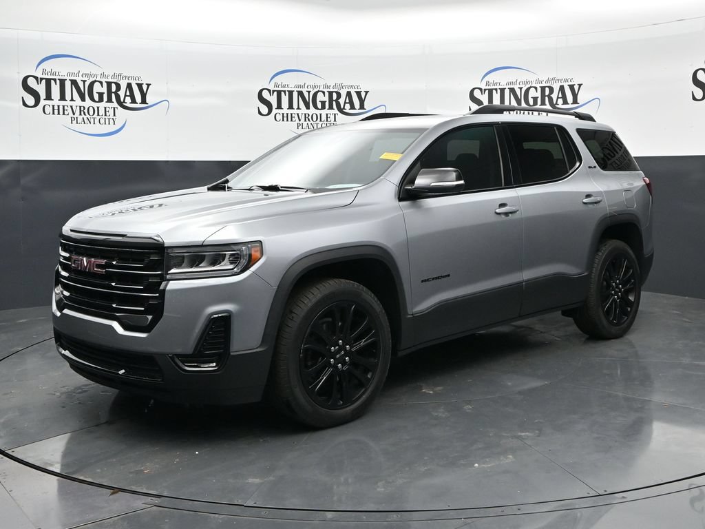 Used 2023 GMC Acadia SLE w/ Elevation Edition FWD image 3