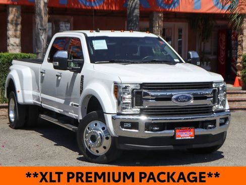 Used 2019 Ford F450 XLT w/ XLT Premium Package AWD/4WD image 2