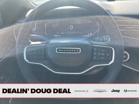 Used 2022 Jeep Wagoneer Series II w/ Premium Group I image 15