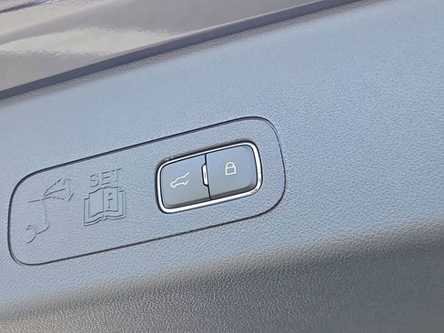New 2025 Lincoln Aviator 2WD w/ Jet Appearance Package image 9