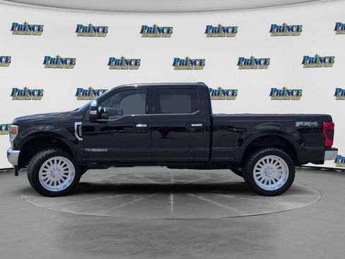 Used 2022 Ford F250 Lariat w/ Lariat Ultimate Package AWD/4WD image 12
