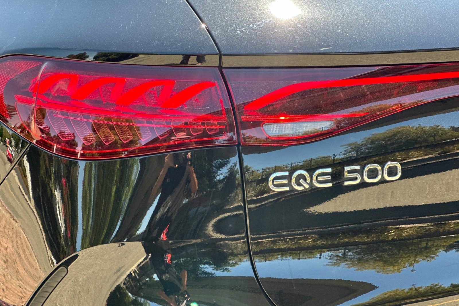 Certified 2023 Mercedes-Benz EQE 500 4MATIC SUV image 32