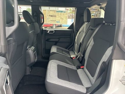 New 2026 Ford Bronco 4-Door w/ Sasquatch Package AWD/4WD image 19