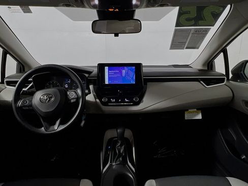 Used 2025 Toyota Corolla LE FWD image 25