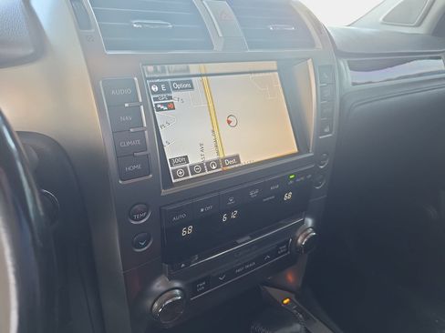Used 2016 Lexus GX 460 w/ Premium Package AWD/4WD image 22