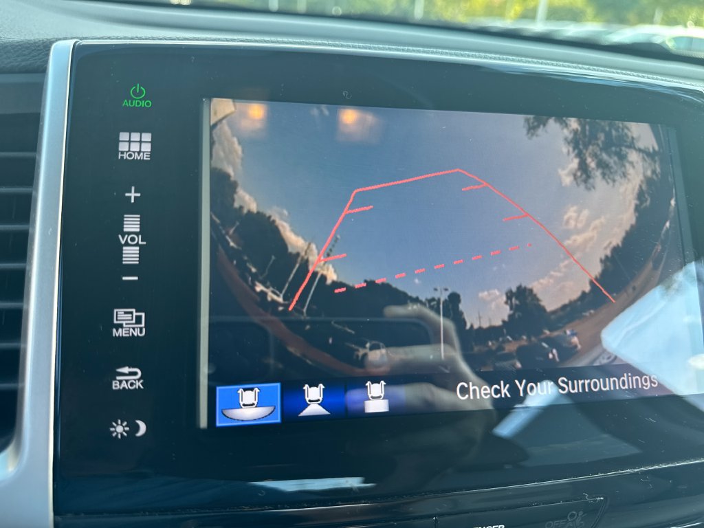 Used 2016 Honda Pilot Touring image 20