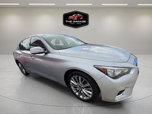 Used 2018 INFINITI Q50 Luxe w/ Essential Package (3.0T Luxe) image 13