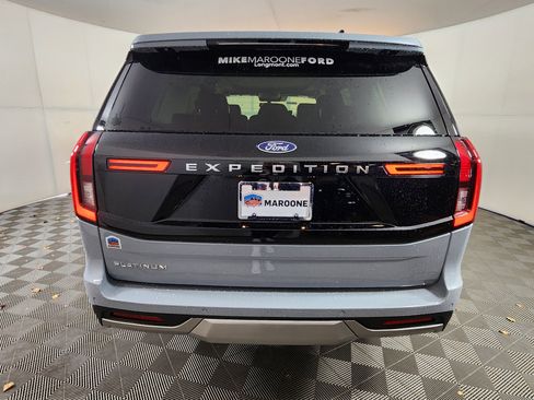 New 2025 Ford Expedition Platinum w/ Driver's Package image 6