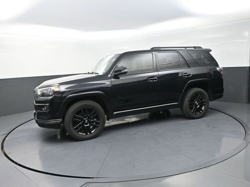Used 2020 Toyota 4Runner Nightshade AWD/4WD image 61