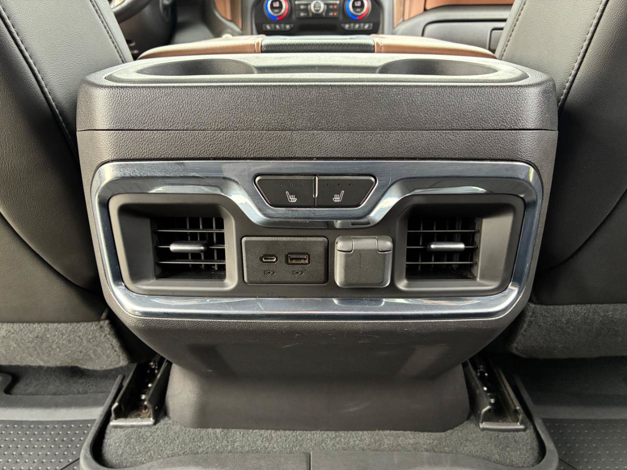 Used 2021 Chevrolet Silverado 1500 High Country w/ Technology Package AWD/4WD image 29