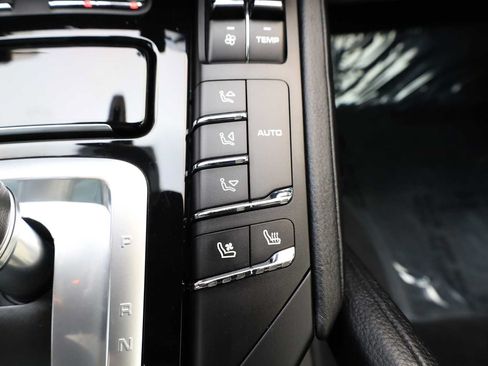 Used 2017 Porsche Cayenne S AWD/4WD image 27