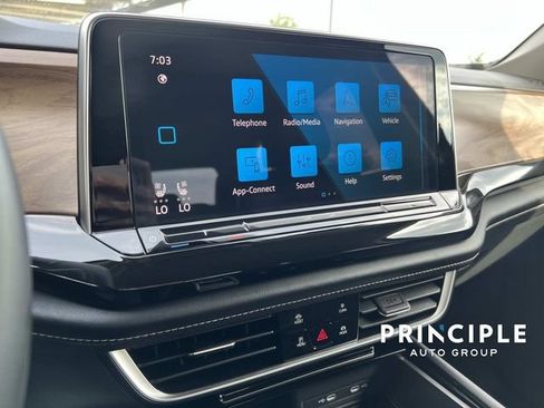 Used 2026 Volkswagen Atlas SE FWD image 24