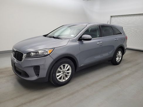 Used 2020 Kia Sorento AWD V6 image 2
