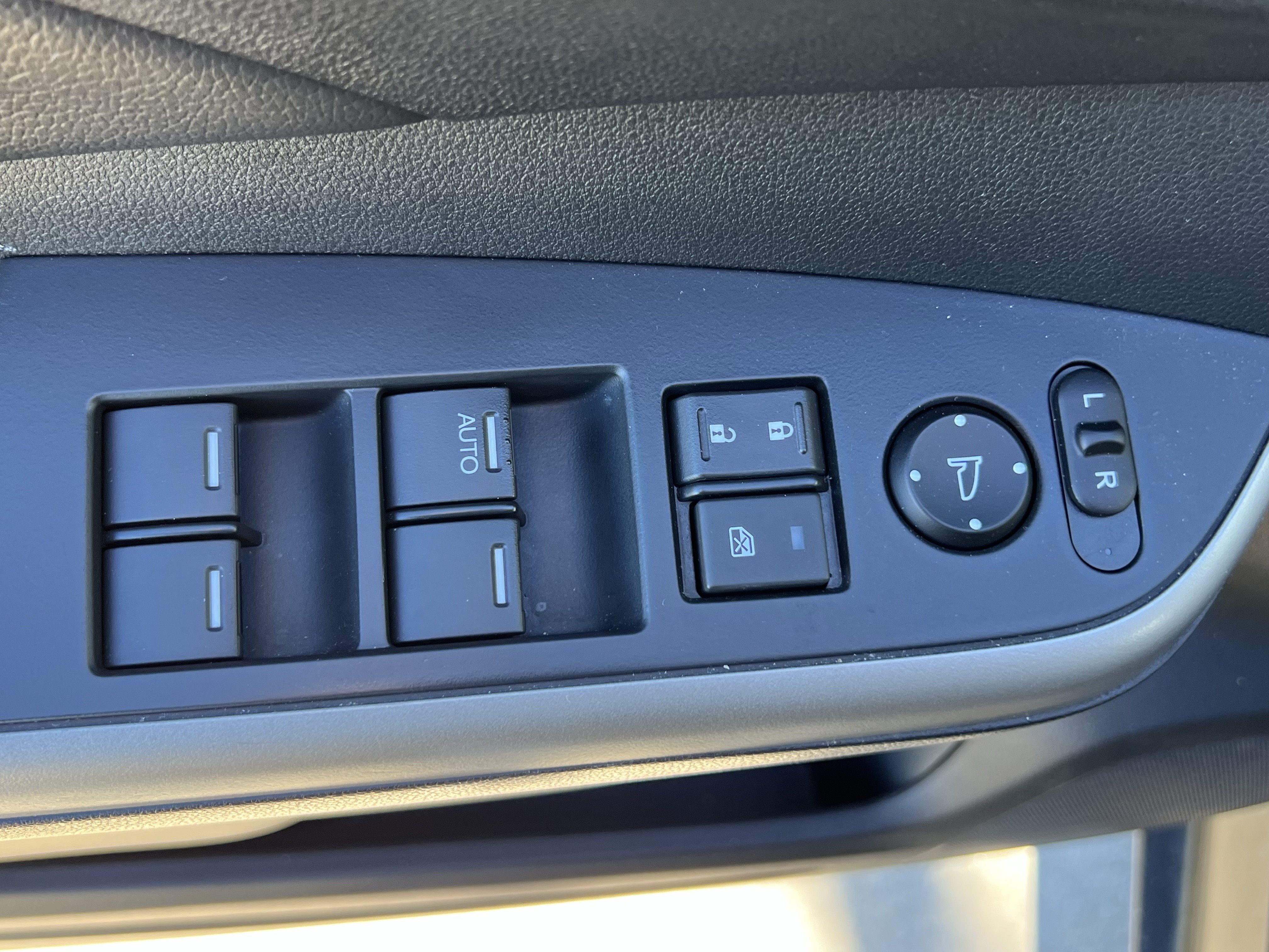 Used 2014 Honda CR-V EX-L image 15