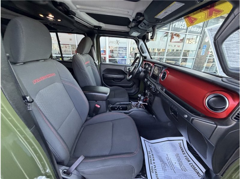 Used 2021 Jeep Wrangler Unlimited Rubicon AWD/4WD image 36