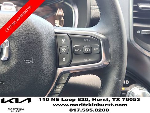 Used 2025 RAM 1500 Laramie AWD/4WD image 29