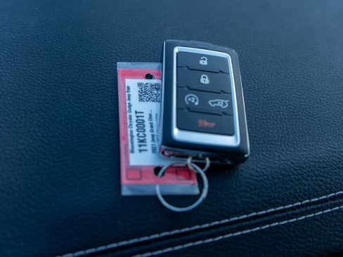 Used 2021 Jeep Grand Cherokee L Limited w/ Trailer Tow Group (B) image 32