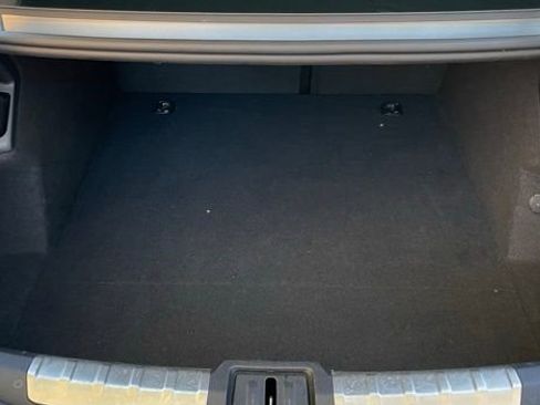 Used 2020 Porsche Taycan 4S image 16