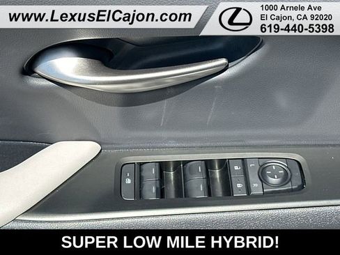 Used 2025 Lexus UX 300h AWD w/ Accessory Package (Z2) image 36