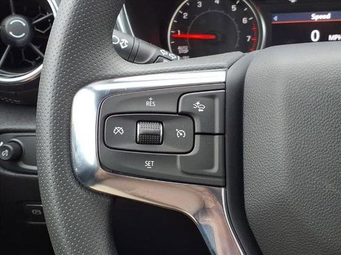 New 2025 Chevrolet Blazer LT w/ Convenience Package image 28