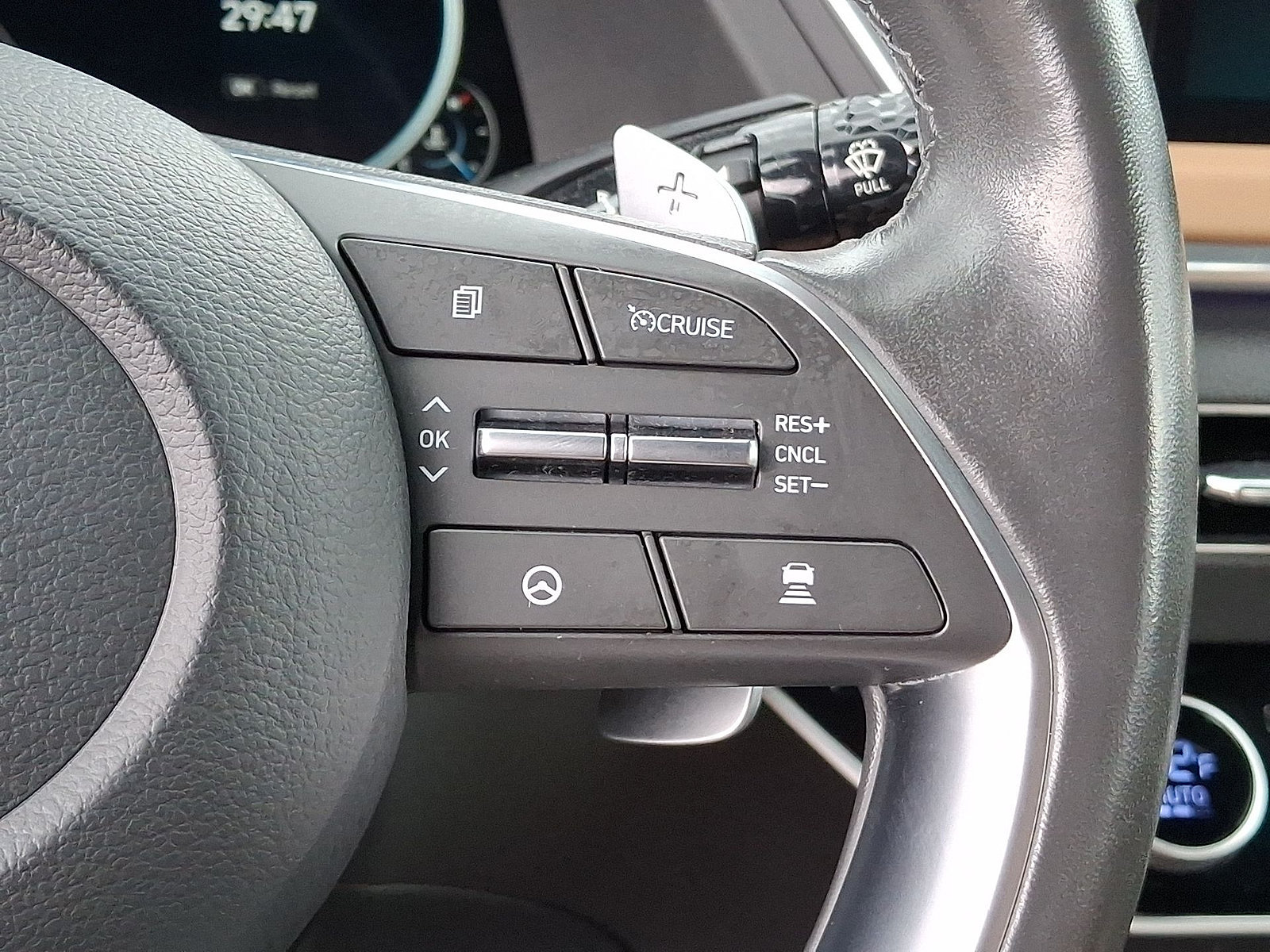 Certified 2023 Hyundai Sonata Limited w/ Cargo Package FWD image 24
