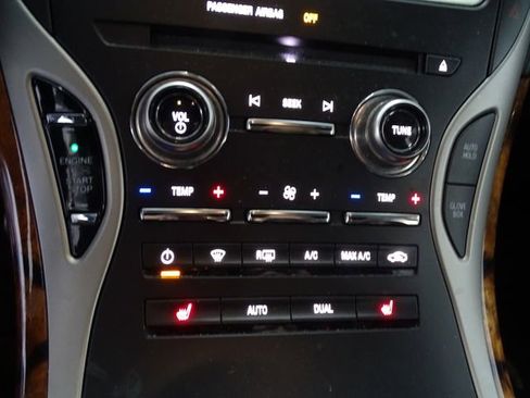 Used 2016 Lincoln MKX Select w/ Select Plus Package AWD/4WD image 11