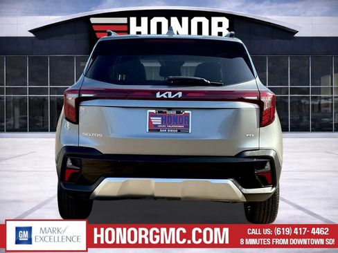 Used 2024 Kia Seltos S AWD/4WD image 4