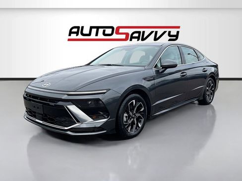 Used 2024 Hyundai Sonata SEL image 3