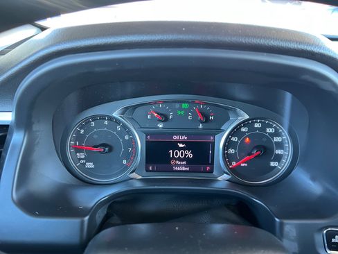 Used 2023 GMC Acadia SLE w/ Driver Convenience Package image 17