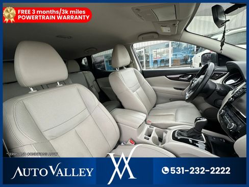 Used 2022 Nissan Rogue Sport SL image 18