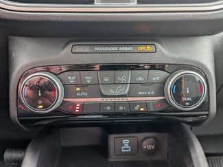 Used 2022 Ford Escape SE w/ Convenience Package video 3